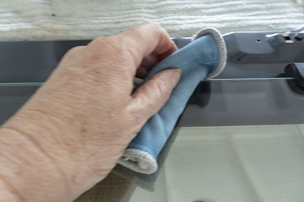 How To Clean An Oven Living a Real Life